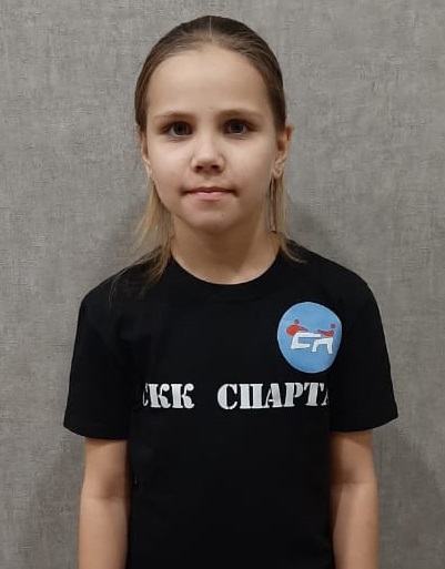 Плужник Валерия