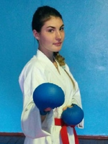 Попова Ирина
